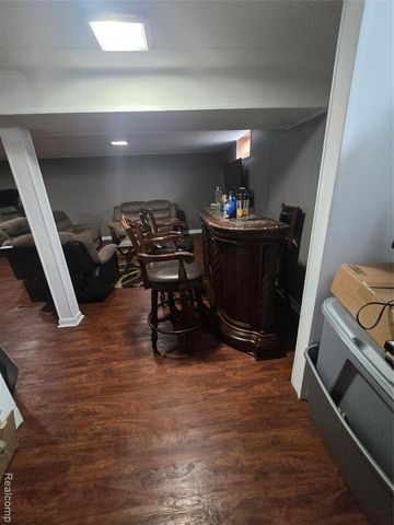 20212 Sunnyside, Saint Clair Shores, MI 48080