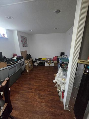 20212 Sunnyside, Saint Clair Shores, MI 48080