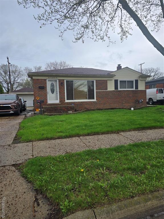 20212 Sunnyside, Saint Clair Shores, MI 48080