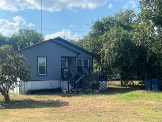 239 CR 1743, Clifton, TX 76634