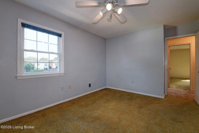 4513 Dannywood Rd, Louisville, KY 40220
