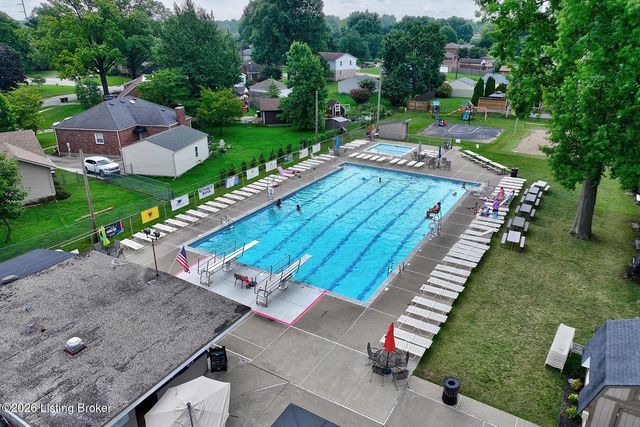 4513 Dannywood Rd, Louisville, KY 40220