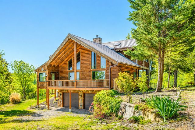 2972 Algoma RD, Boones Mill, VA 24065