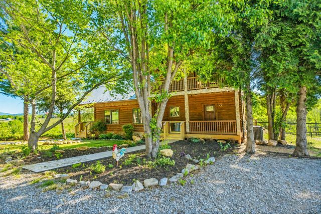 2972 Algoma RD, Boones Mill, VA 24065