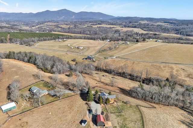 2972 Algoma RD, Boones Mill, VA 24065