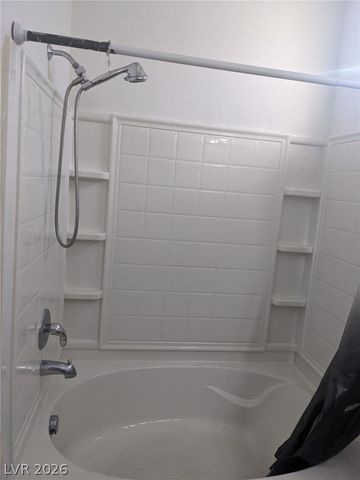 6430 Hamilton Grove Avenue, Las Vegas, NV 89122