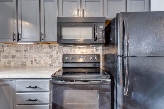 6323 N Millsboro, Park City, KS 67219