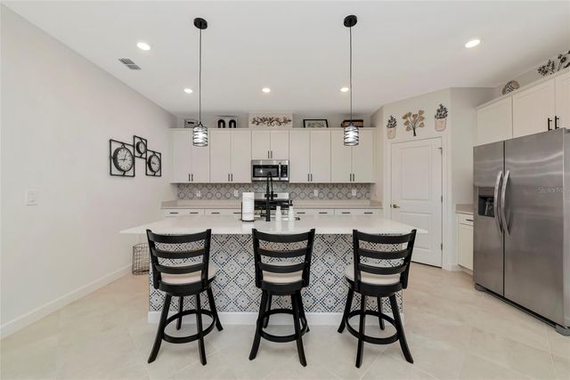 15135 OXFORD GREY DRIVE, Bradenton, FL 34211