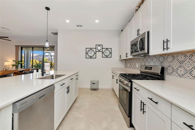 15135 OXFORD GREY DRIVE, Bradenton, FL 34211