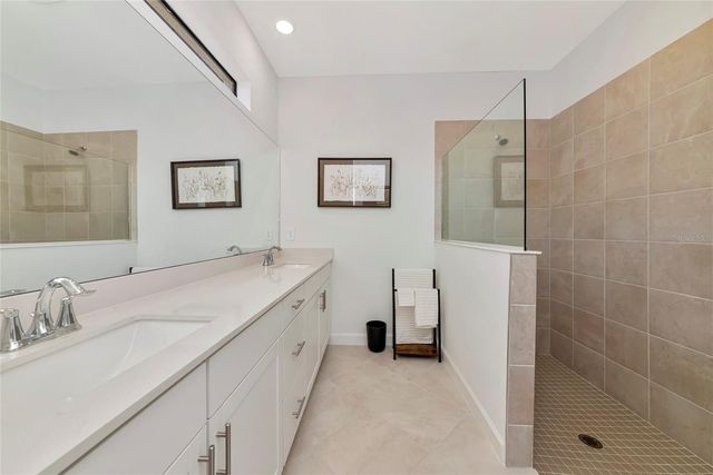 15135 OXFORD GREY DRIVE, Bradenton, FL 34211