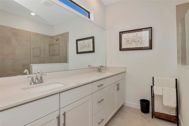 15135 OXFORD GREY DRIVE, Bradenton, FL 34211