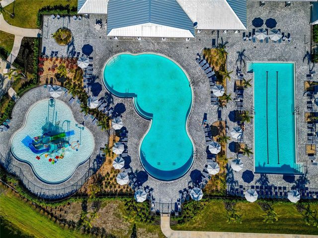 15135 OXFORD GREY DRIVE, Bradenton, FL 34211