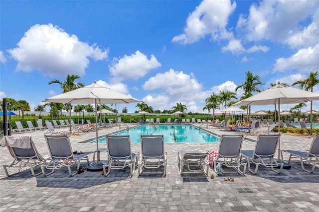 15135 OXFORD GREY DRIVE, Bradenton, FL 34211