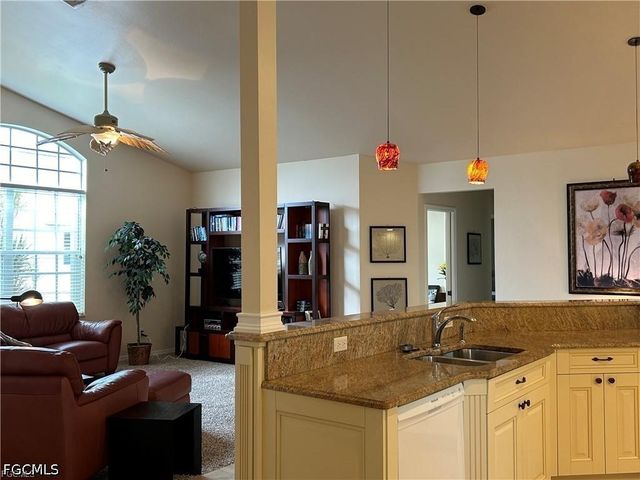3806 SW 5th AVE, Cape Coral, FL 33914