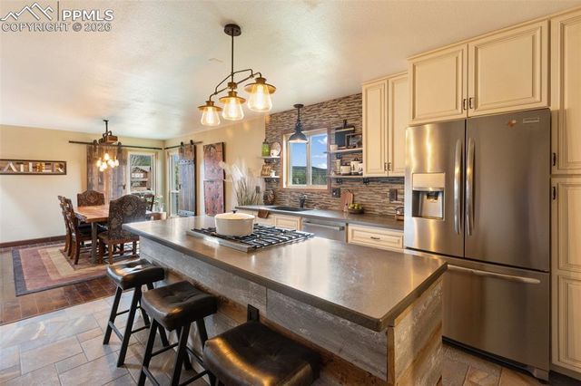 1860 Blackfoot Trail, Woodland Park, CO 80863