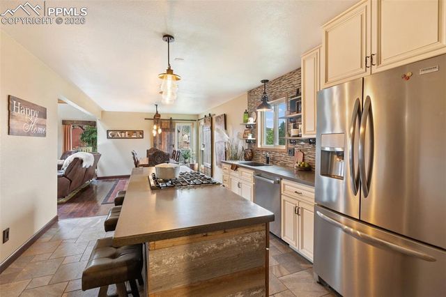 1860 Blackfoot Trail, Woodland Park, CO 80863