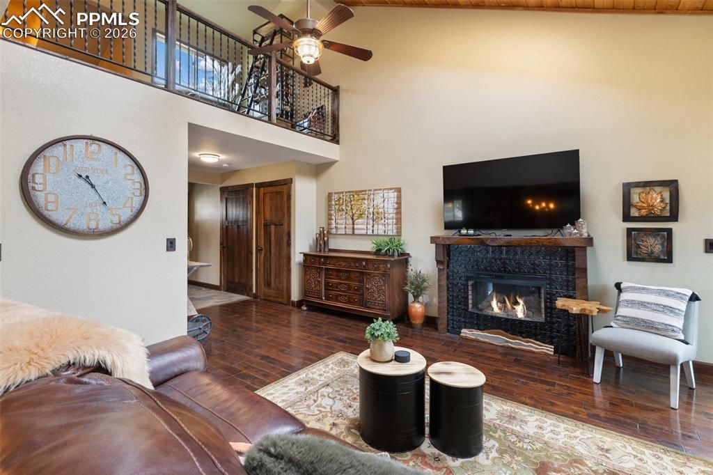 Image 11 of property listing at 1860 Blackfoot Trail, Woodland Park, CO 80863