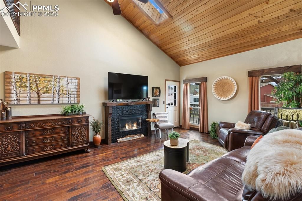 Image 12 of property listing at 1860 Blackfoot Trail, Woodland Park, CO 80863