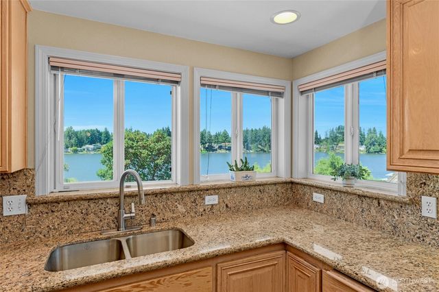 3607 Walthew Drive SE, Olympia, WA 98503