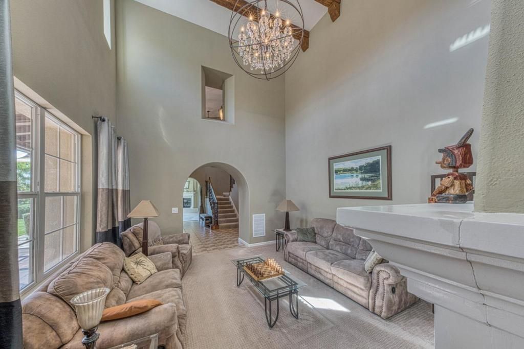 Image 11 of property listing at 7271 Eagle Ridge Drive, Gilroy, CA 95020