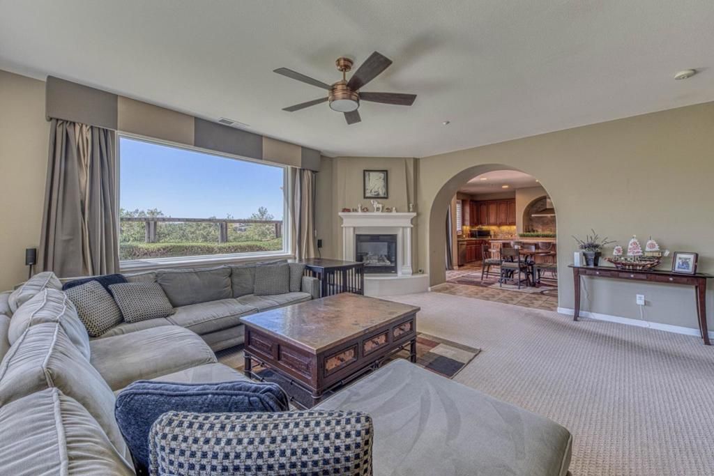 Image 18 of property listing at 7271 Eagle Ridge Drive, Gilroy, CA 95020