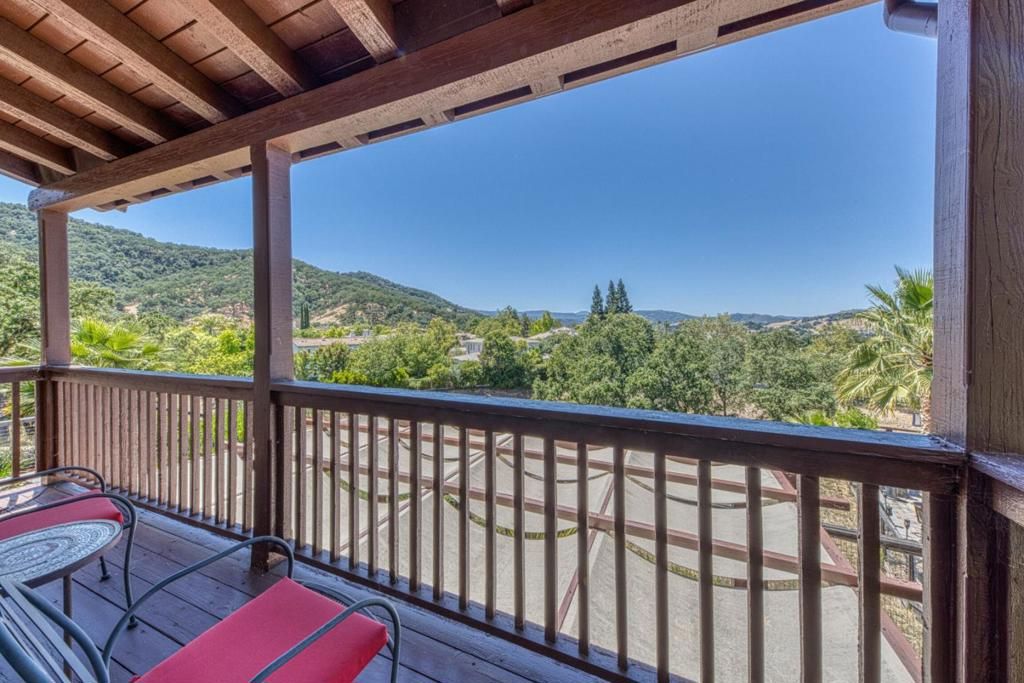 Image 29 of property listing at 7271 Eagle Ridge Drive, Gilroy, CA 95020