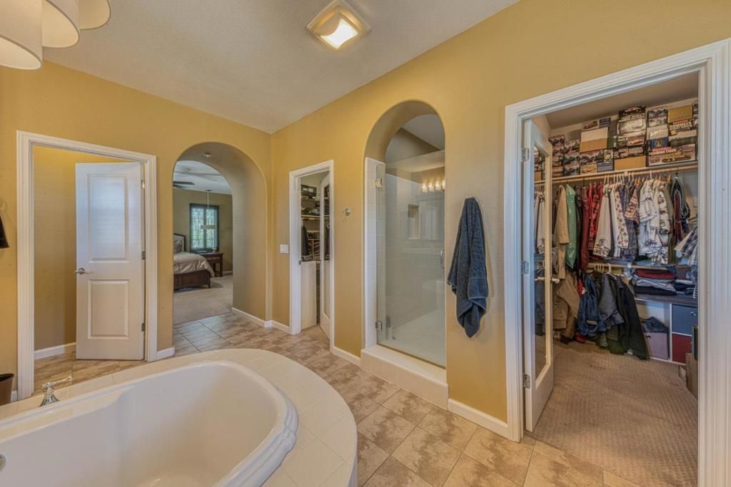 Image 34 of property listing at 7271 Eagle Ridge Drive, Gilroy, CA 95020