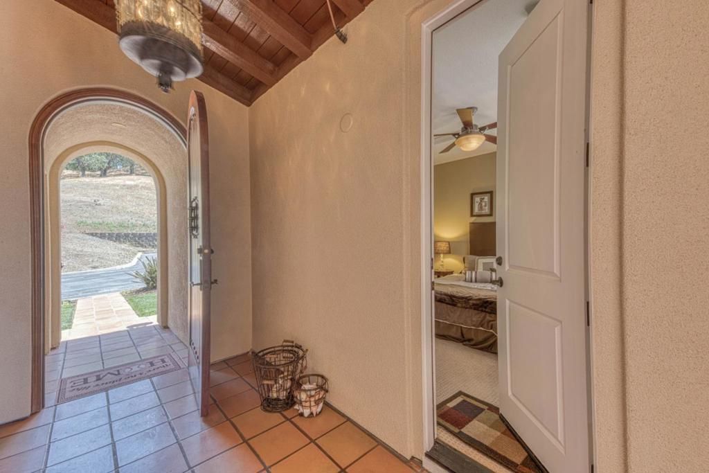 Image 46 of property listing at 7271 Eagle Ridge Drive, Gilroy, CA 95020