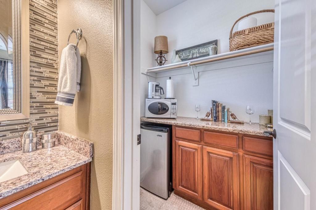 Image 52 of property listing at 7271 Eagle Ridge Drive, Gilroy, CA 95020