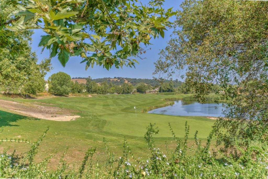 Image 55 of property listing at 7271 Eagle Ridge Drive, Gilroy, CA 95020