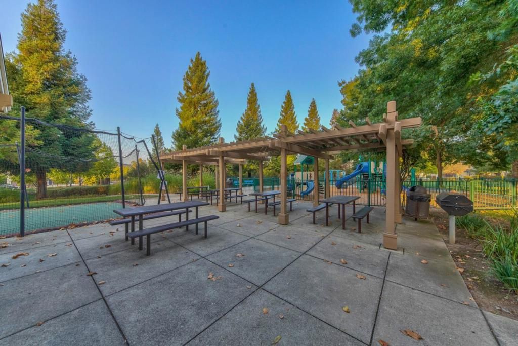 Image 57 of property listing at 7271 Eagle Ridge Drive, Gilroy, CA 95020