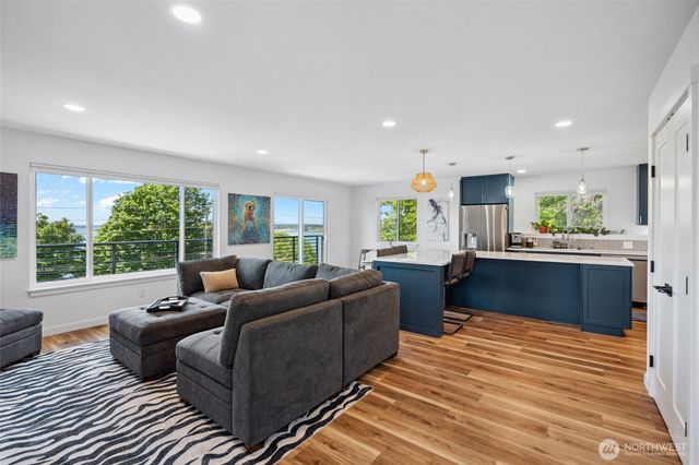 201 S State Street #B, Bellingham, WA 98225