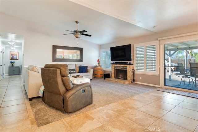 701 W Crestview Street, Corona, CA 92882