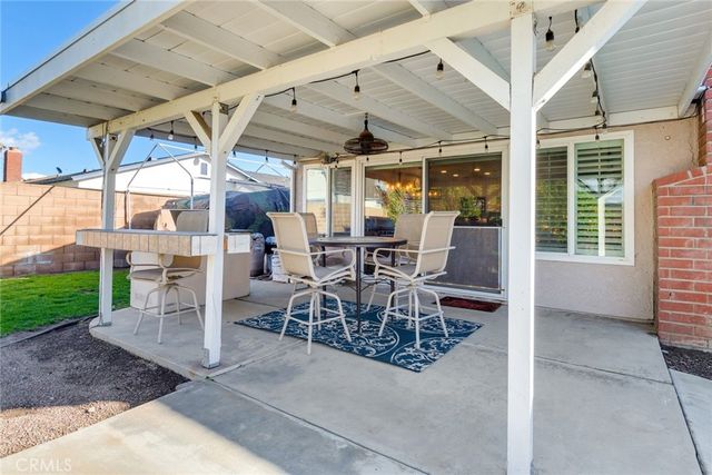 701 W Crestview Street, Corona, CA 92882