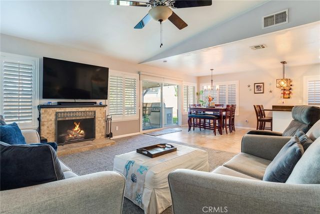 701 W Crestview Street, Corona, CA 92882