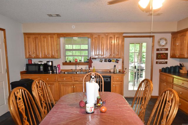 2736 Riverview Drive, Malvern, AR 72104
