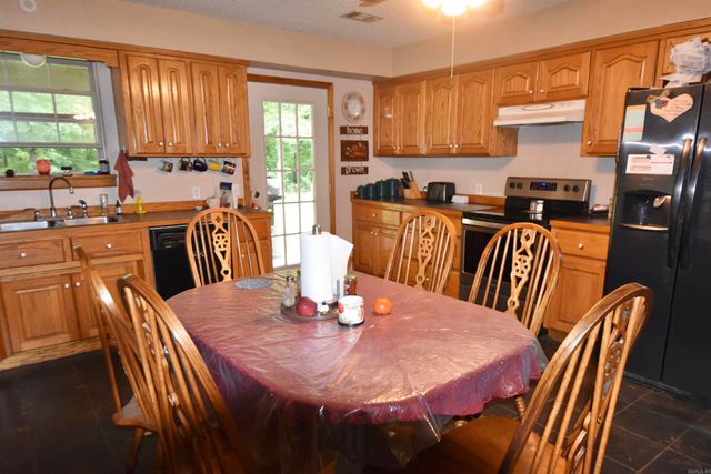2736 Riverview Drive, Malvern, AR 72104