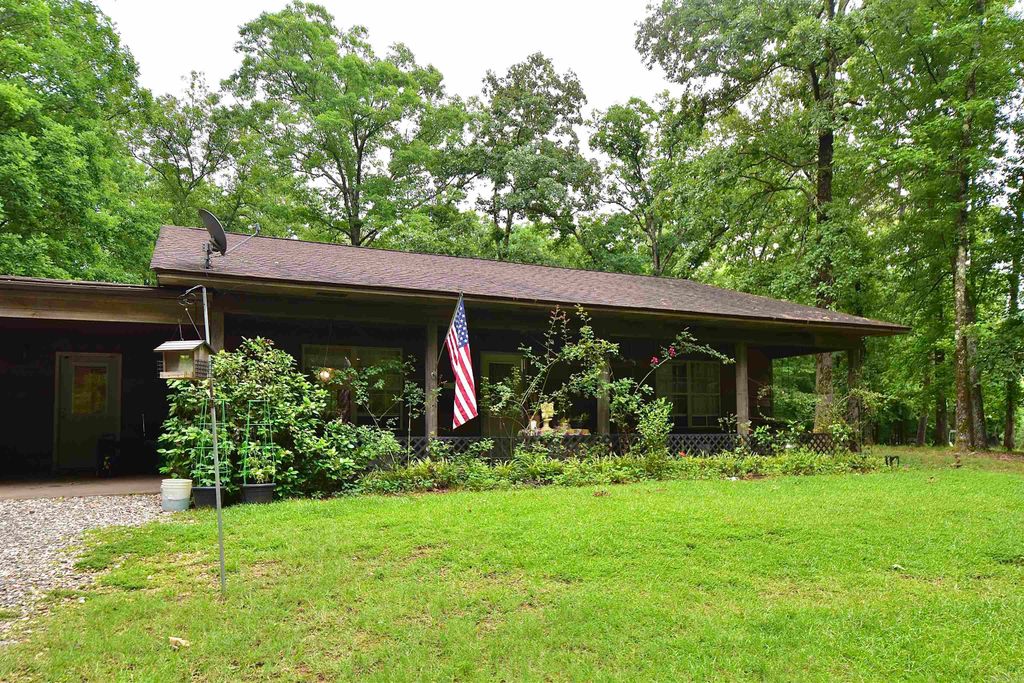 2736 Riverview Drive, Malvern, AR 72104