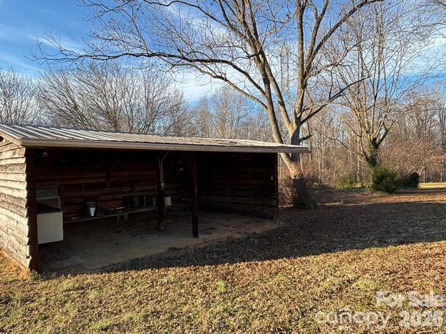 000 Old Georgia Road, Statesville, NC 28625