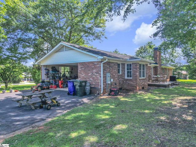 241 Rector Road, Inman, SC 29349