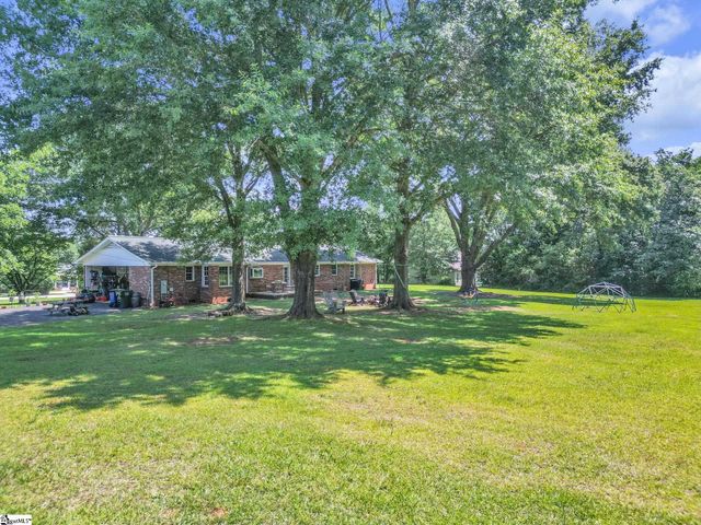 241 Rector Road, Inman, SC 29349