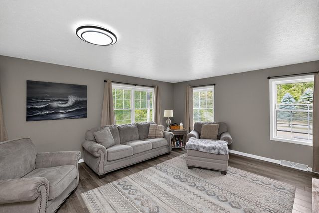 13021 US-12, White Pigeon, MI 49099