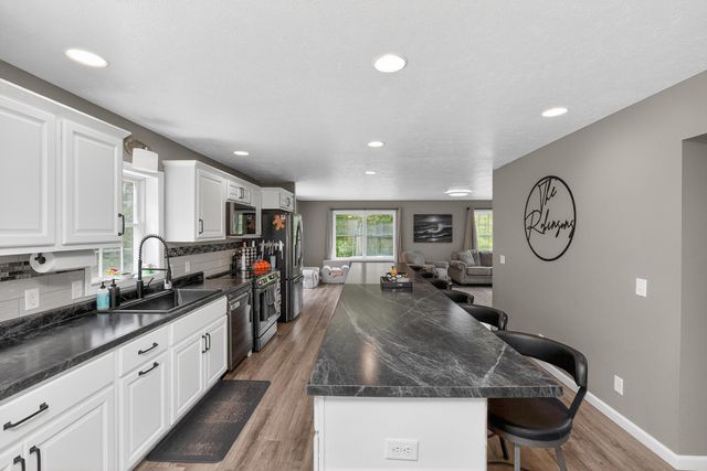 13021 US-12, White Pigeon, MI 49099