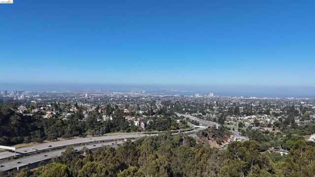 8 Hiller Dr., Oakland, CA 94618