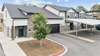 877 N Rupple Road 131, Fayetteville, AR 72704