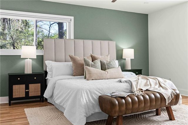 2576 River Oak Drive, Decatur, GA 30033