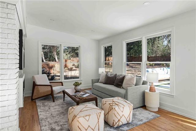 2576 River Oak Drive, Decatur, GA 30033