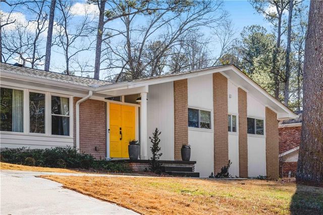 2576 River Oak Drive, Decatur, GA 30033