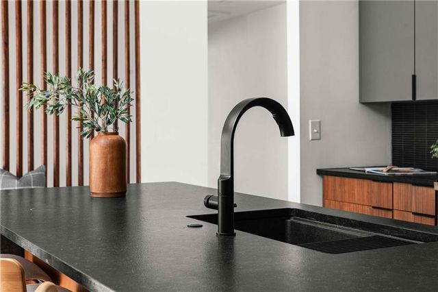 2576 River Oak Drive, Decatur, GA 30033