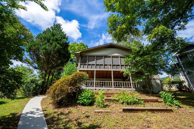 55 Avisco, Robbinsville, NC 28771